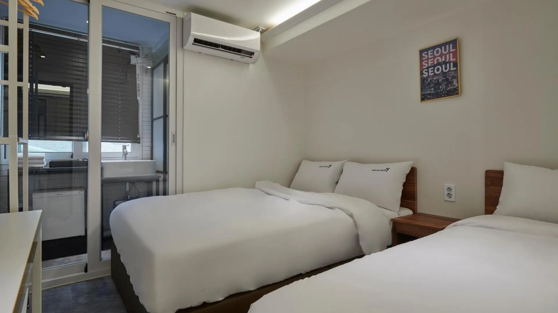Eight Rest Hostel Myeongdong Seoul