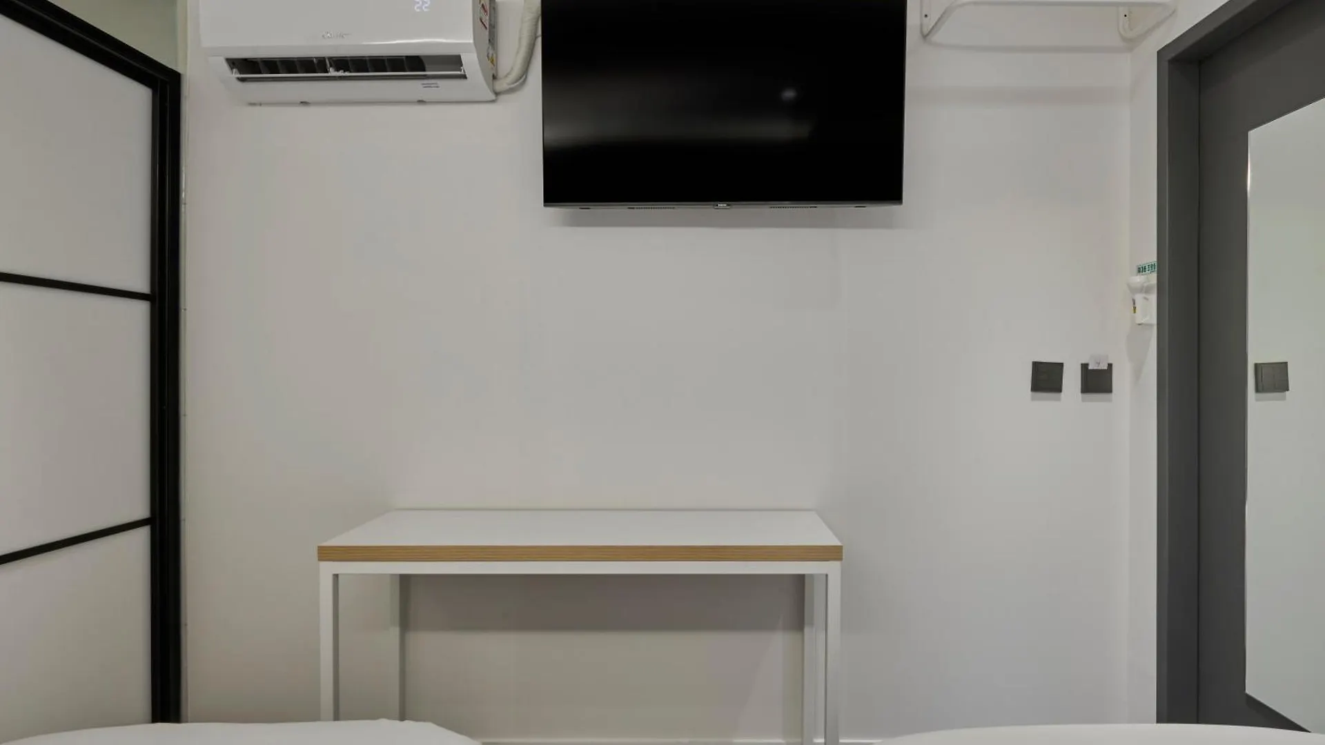 Eight Rest Hostel Myeongdong Seoul