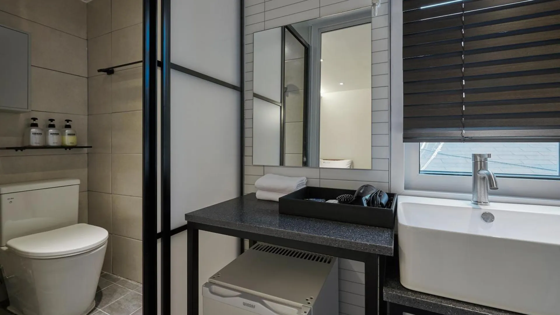 Eight Rest Hostel Myeongdong Seoul 0*,  South Korea