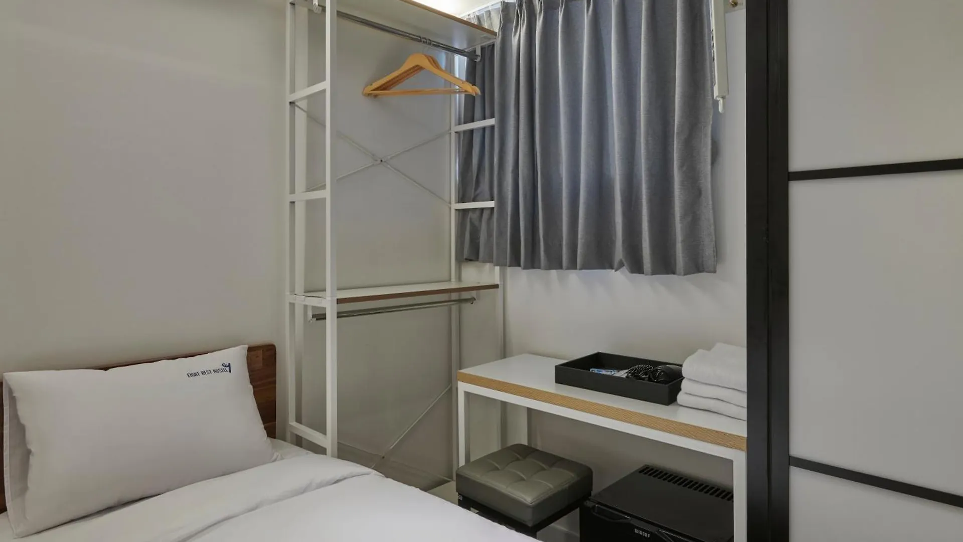 Eight Rest Hostel Myeongdong Seoul South Korea